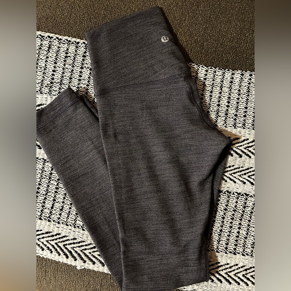 Lululemon athletic leggings - Picture 1 of 1